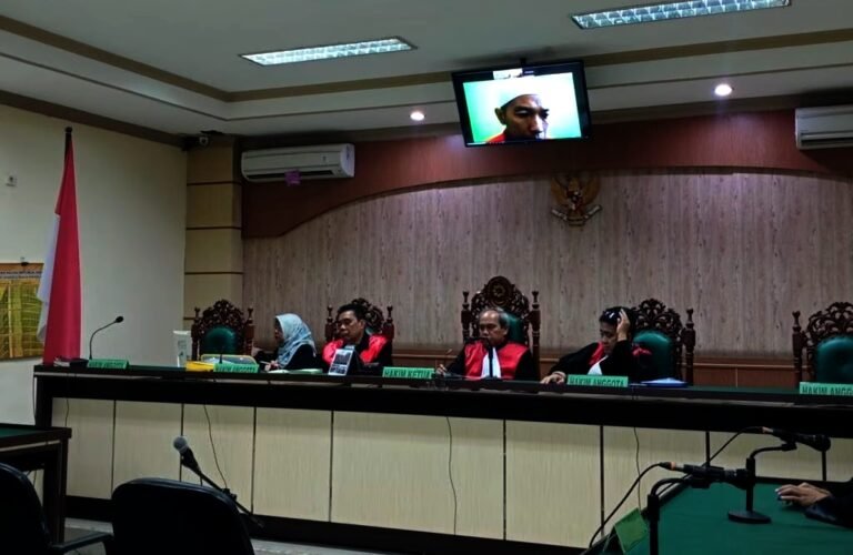 Kasus Korupsi Dana Bos Terdakwa Divonis 1 Tahun 3 Bulan Penjara