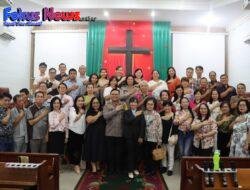 Kapolres Labuhanbatu Beri Pesan Pemilu Damai Serta Harapan Peran Serta Masyarakat Dalam Mewujudkan Kamtibmas Yang Aman Dan Kondusif pada minggu kasih di Gereja.