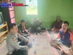 Bhabinkamtibmas Polsek Harian  dan Babinsa 04/HB  Klarifikasi Kasus Onar di Pustu Sihotang Kecamatan Harian