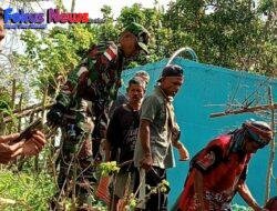 Membantu Meringankan Beban Masyarakat, Babinsa Koramil 1621 Turun Tangan Melakukan hal Ini