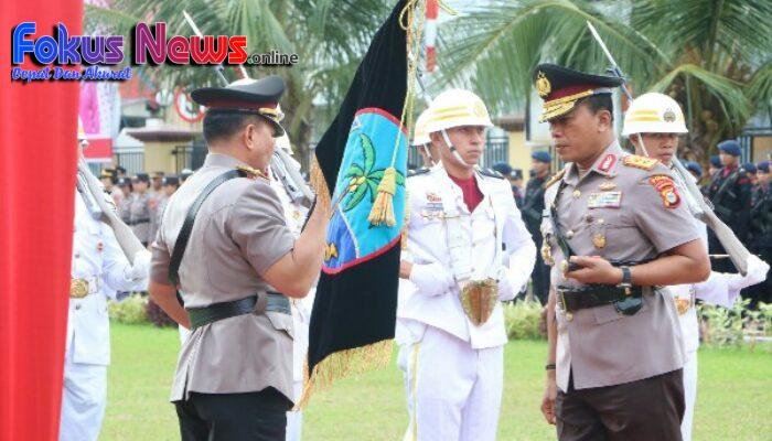 Sertijab Polda Sulut, Terima Pataka Maesa’an Waya Irjen Pol Roycke Harry Langie Siap Pimpin Polda Sulut