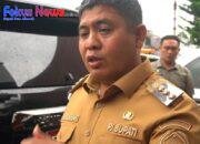 PJ Bupati Taput Turun Langsung Ke Kantor Dukcapil Taput Memantau Pelayanan Kepada Masyarakat Jelang Pilkada Bupati Sampai Pada Hari H