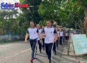 Kapolres Bitung AKBP Albert Zai SIK. MH Olahraga Jalan Sehat Bersama PJU dan Personil Polres Bitung
