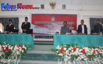 Dalam Rapat Paripurna DPRD, Bupati Toba  Effendi SP Napitupulu Sampaikan Gambaran Toba Mantap 2029