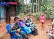 Di Perbatasan RI-RDTL, Kopda Yusuf Berkeliling Membantu Masyarakat. Simak!
