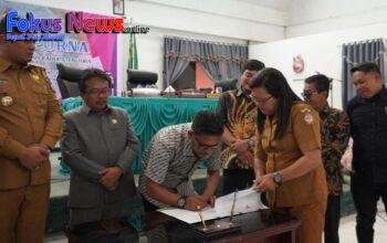 Tiap Fraksi Menyetujui Ranperda Tentang Pertanggungjawaban Anggaran 2024 Menjadi Perda