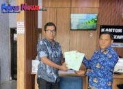 Kantor Pertanahan Kabupaten Tapanuli Utara Serahkan Sertipikat Aset Milik Pemerintah Kabupaten Tapanuli Utara