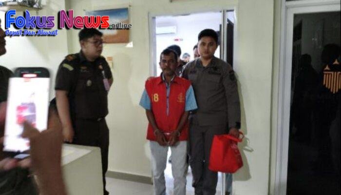Kejari Toba Menetapkan dan Menahan Tersangka Kades Meranti Barat Dalam Perkara Tipikor Dana Desa