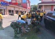 Sinergi Aparat dan Perumda Pasar, Lingkungan Pasar Cita Bitung Dibersihkan