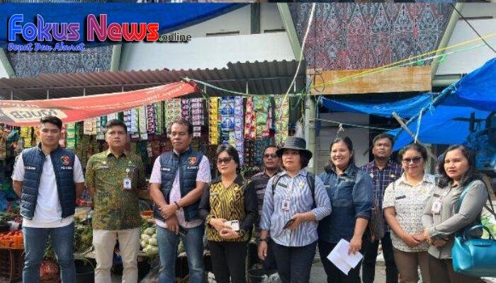 Polres Toba Bersama Instansi Terkait Sidak ke Pasar Balige, Pastikan Stok dan Harga Bahan Pokok Jelang Ramadhan Aman