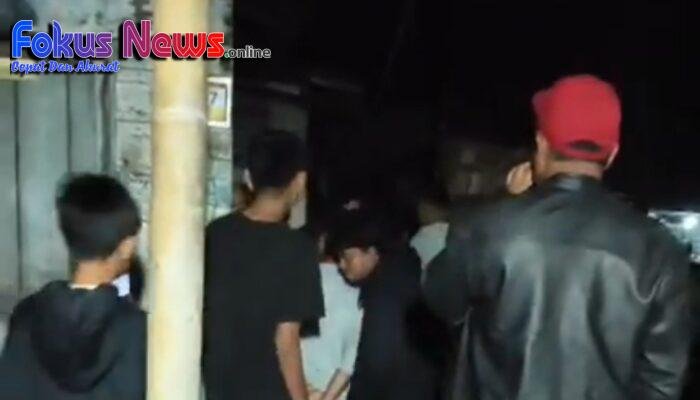 Warga Suka Dame Kecamatan Tigapanah Gerebek tempat diduga sarang Narkoba