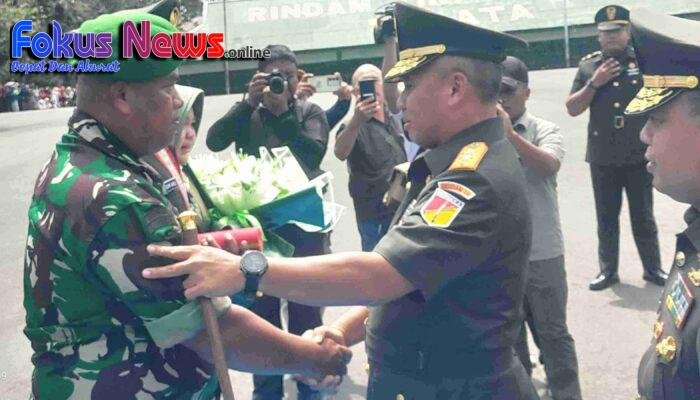 Pangdam Mirza Agus Pimpin Penutupan Pendidikan Tamtama di Secata B Bitung
